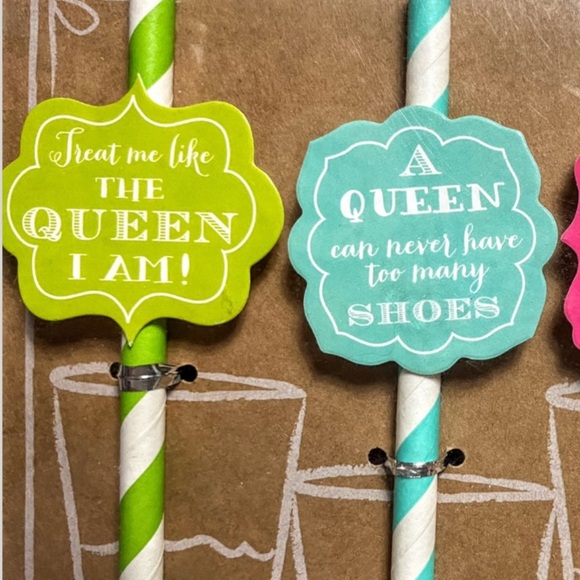 NIP Set of 20 Paper Party Straws In 4 Fun Designs - Picture 8 of 9